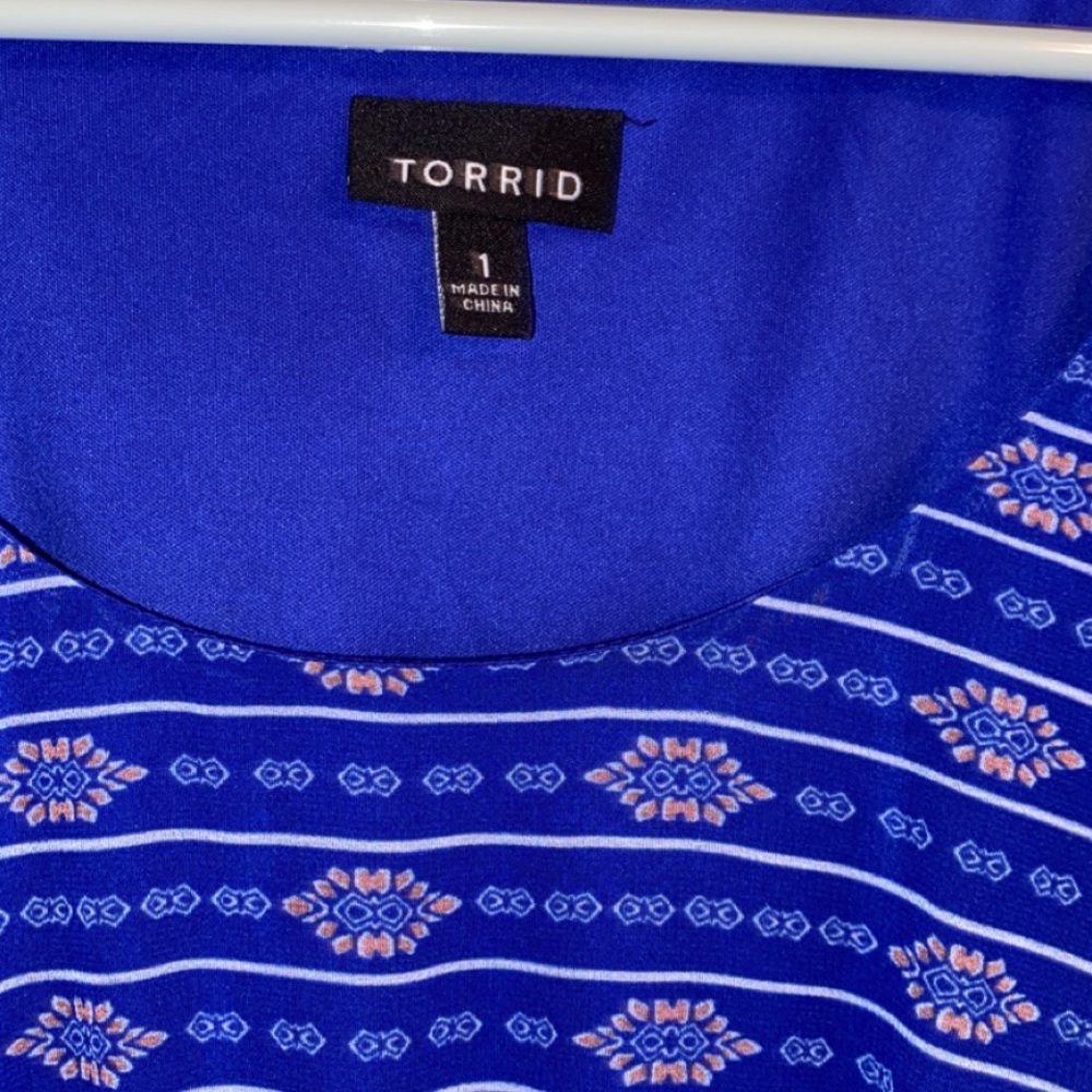 Torrid Sleeveless Blue Floral MIDI Dress Size 1 - Picture 3 of 5